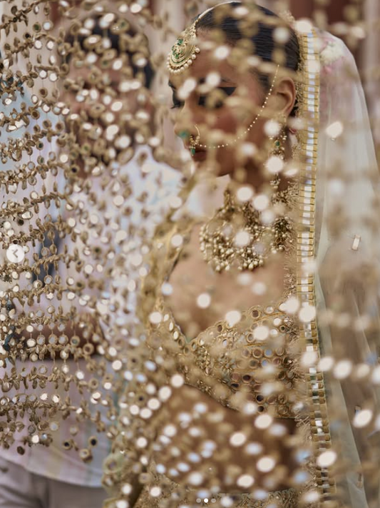 Sheesha Veil